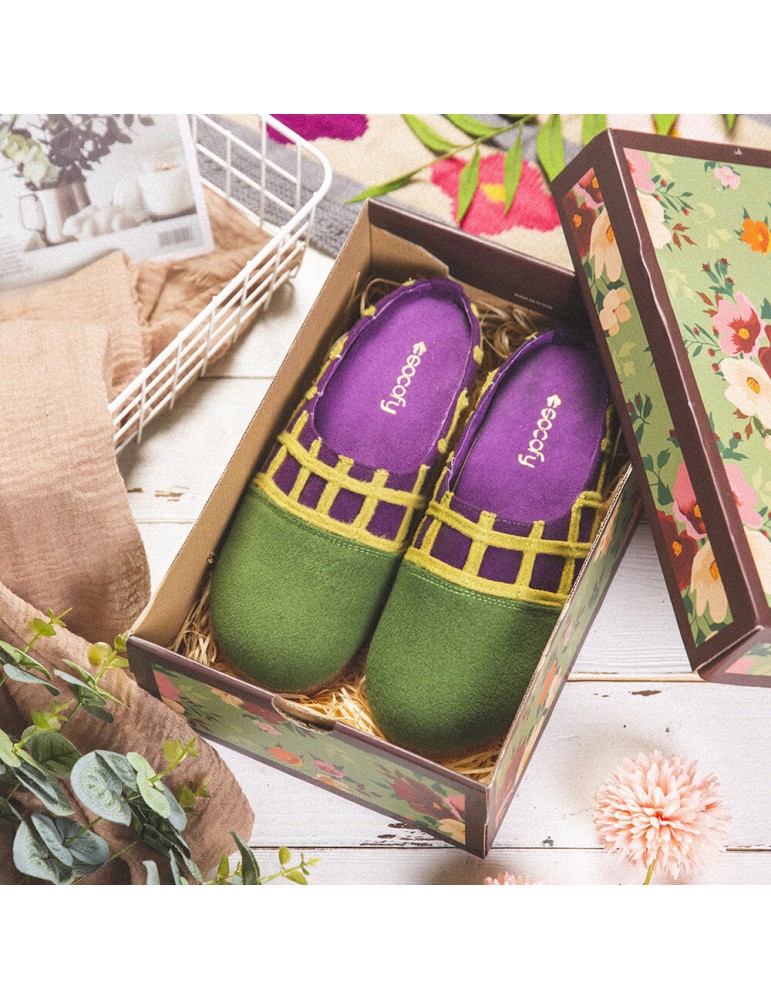 SOCOFY Natural Solid Color Round Toe Plaid Detail Edge Slip On Indoor Flat Home Shoes Slippers